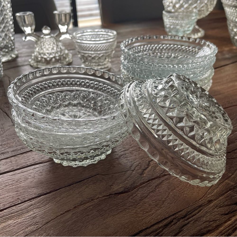 Wexford 4 Piece Bowl Set Vintage Depression Glass